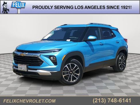Used 2026 Chevrolet TrailBlazer LT FWD image 1