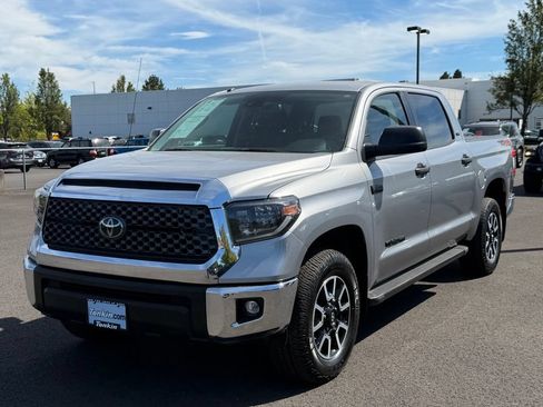 Used 2019 Toyota Tundra SR5 w/ TRD Off Road Package AWD/4WD image 4