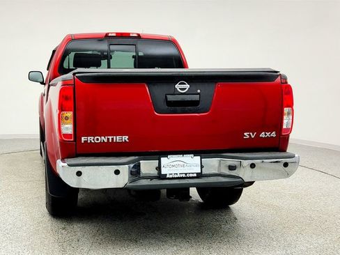 Used 2017 Nissan Frontier SV w/ SV Value Truck Package image 6