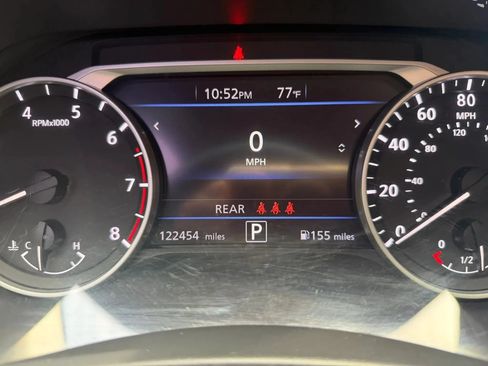 Used 2021 Nissan Sentra SV FWD image 11