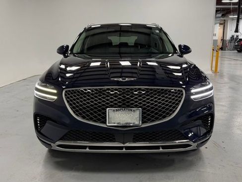 Used 2022 Genesis GV70 2.5T w/ Select Package image 6