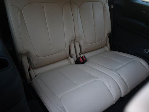 Used 2021 Jeep Grand Cherokee L Limited AWD/4WD image 29