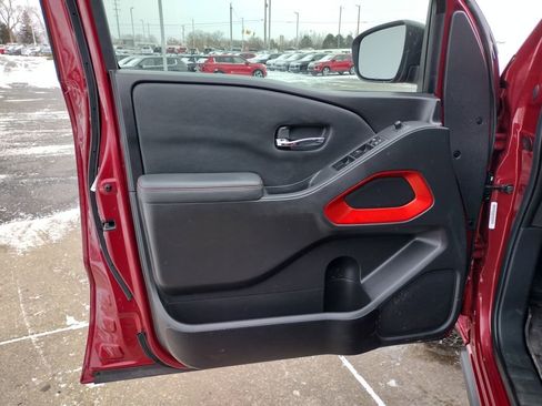 Used 2022 Nissan Frontier PRO-4X w/ Off-Road Protection Package image 18