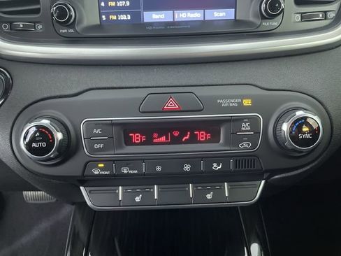 Used 2019 Kia Sorento EX image 24