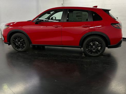 New 2026 Honda HR-V Sport image 2