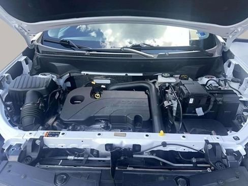 Used 2024 Chevrolet Equinox LT image 15