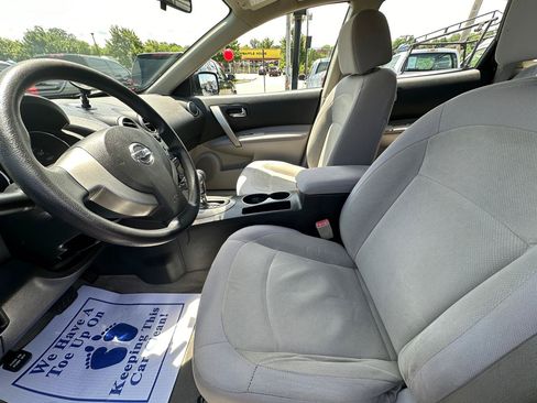 Used 2010 Nissan Rogue S FWD image 11