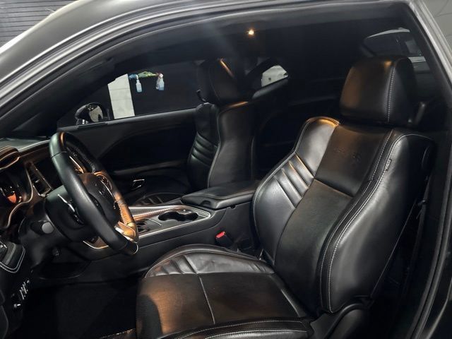 Used 2022 Dodge Challenger SRT Hellcat RWD image 11