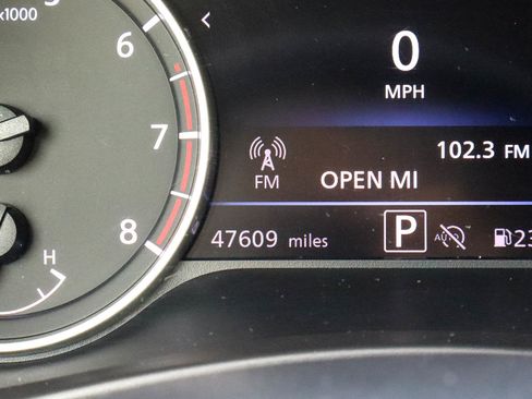 Used 2024 Nissan Sentra SV FWD image 28