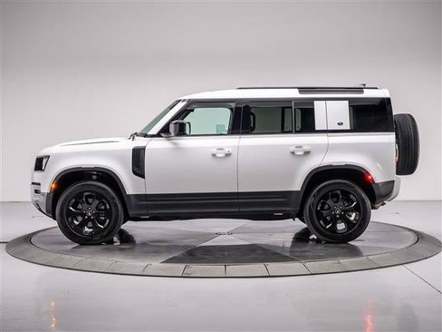 Used 2024 Land Rover Defender 110 S AWD/4WD image 2