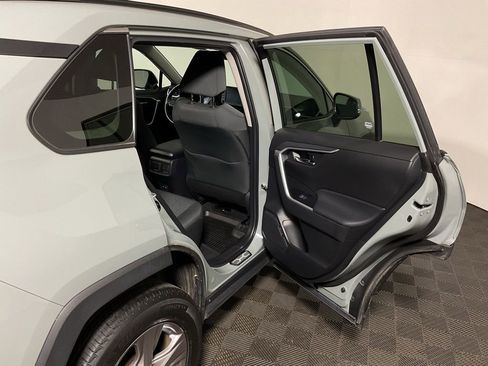 Used 2022 Toyota RAV4 XLE w/ Convenience Package AWD/4WD image 35