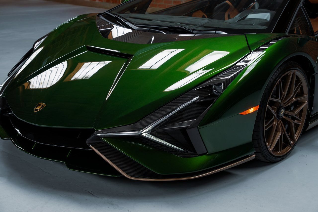 Used 2021 Lamborghini Sian Roadster AWD/4WD image 14