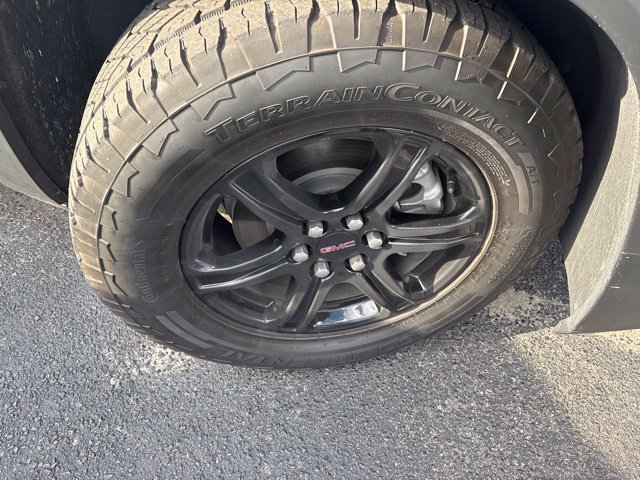 Used 2023 GMC Acadia AT4 w/ Technology Package AWD/4WD image 4