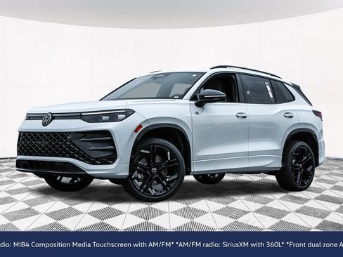 New 2026 Volkswagen Tiguan SE R-Line AWD/4WD image 2