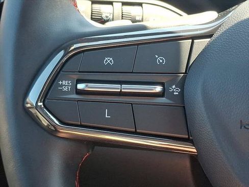 Used 2025 Chevrolet Equinox RS AWD/4WD image 24