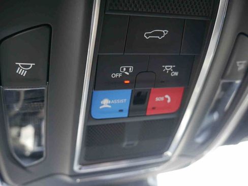 New 2026 Jeep Cherokee Limited image 31