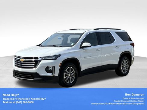 Used 2023 Chevrolet Traverse LT FWD image 1