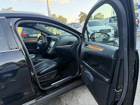 Used 2016 Lincoln MKC Reserve w/ Lincoln MKC Climate Package image 19