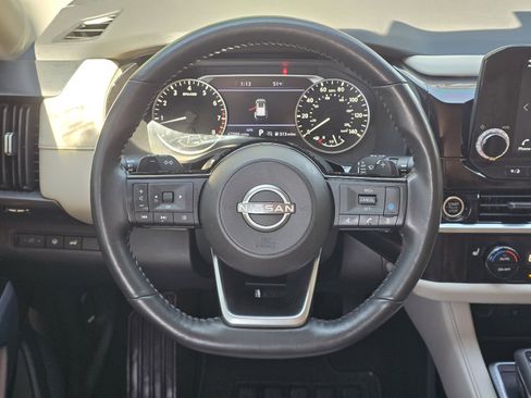 Certified 2023 Nissan Pathfinder SL AWD/4WD image 15