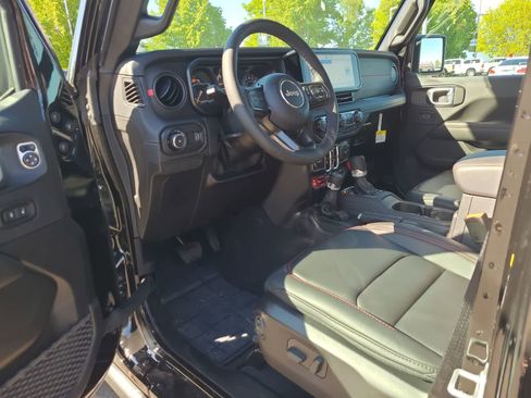 New 2026 Jeep Wrangler Unlimited Rubicon AWD/4WD image 10