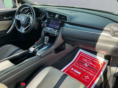 Used 2017 Honda Civic EX-L image 18