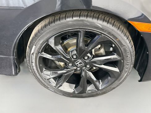 Used 2020 Honda Civic Sport image 32