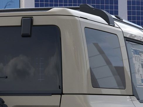 New 2025 Ford Bronco Outer Banks w/ Sasquatch Package image 26