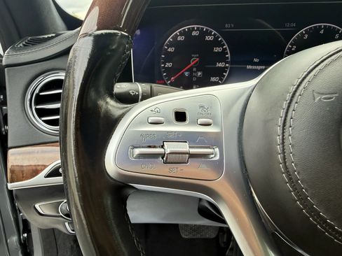 Used 2018 Mercedes-Benz S 560 4MATIC Sedan image 65