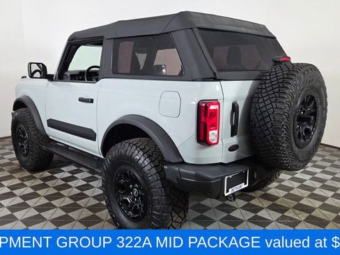 Used 2022 Ford Bronco Black Diamond w/ Sasquatch Package image 7