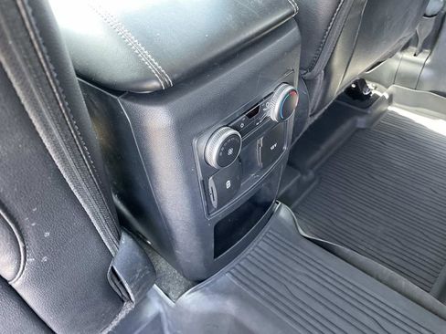 Used 2021 Ford Explorer XLT w/ Equipment Group 202A RWD image 16