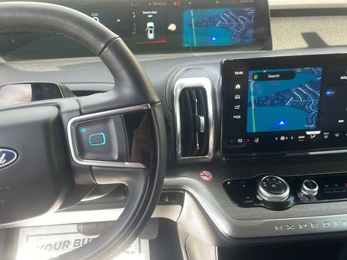 Certified 2025 Ford Expedition Max Platinum AWD/4WD image 17