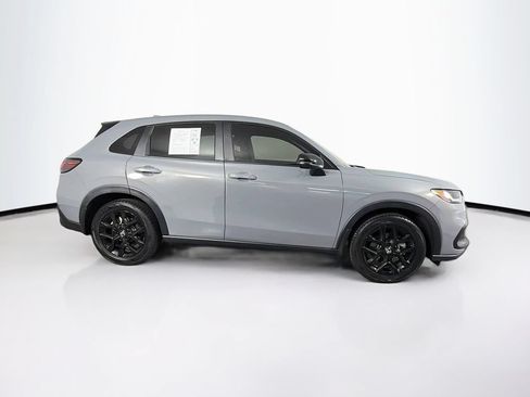 Used 2025 Honda HR-V Sport image 11