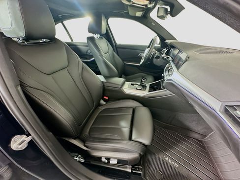 Used 2022 BMW 330i xDrive Sedan w/ Driving Assistance Package AWD/4WD image 32