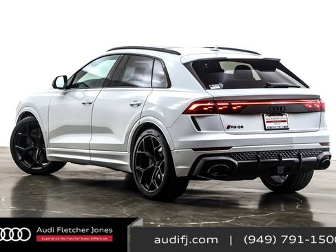 New 2026 Audi RS Q8 performance image 12