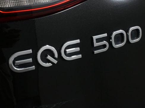 Used 2023 Mercedes-Benz EQE 500 4MATIC SUV image 27