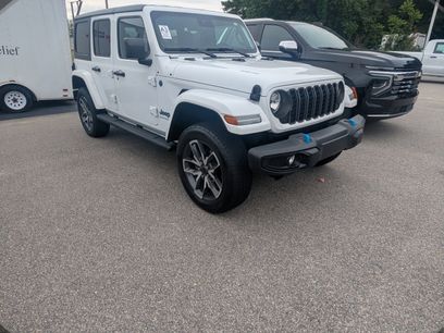 Used 2024 Jeep Wrangler Unlimited w/ Convenience Group