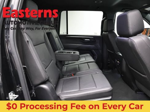 Used 2025 Chevrolet Suburban Z71 AWD/4WD image 25