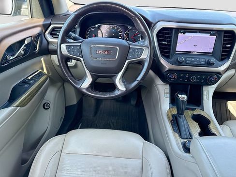 Used 2018 GMC Acadia Denali w/ Technology Package AWD/4WD image 29