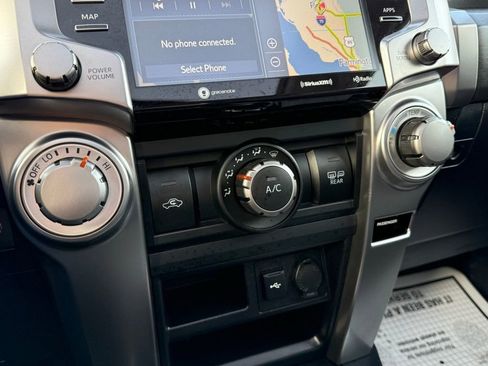 Used 2024 Toyota 4Runner SR5 Premium image 19