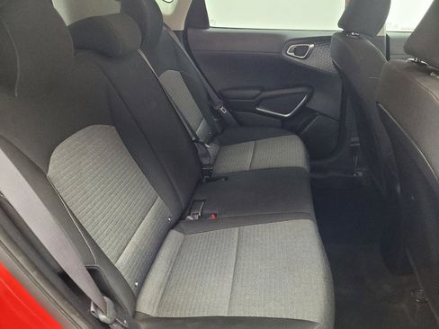 Used 2020 Kia Soul S FWD image 19