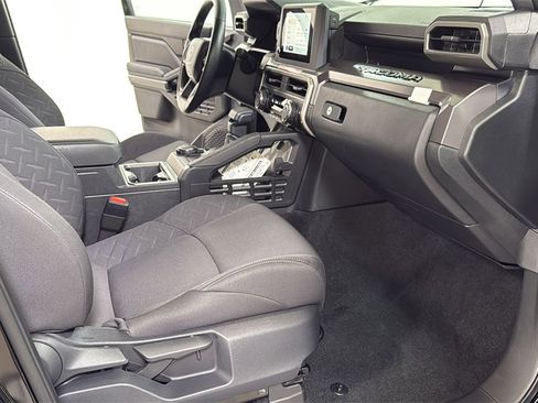 Certified 2025 Toyota Tacoma SR5 image 18