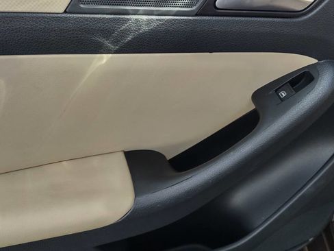 Used 2012 Volkswagen Jetta SE image 29