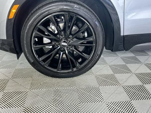 Used 2025 Cadillac XT4 Sport w/ LPO, Onyx Lite Package AWD/4WD image 28