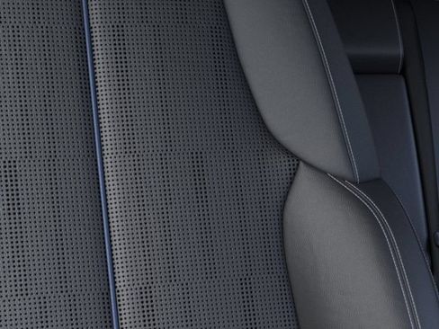 New 2026 Cadillac Lyriq Luxury w/ LPO, Floor Liner Package AWD/4WD image 21