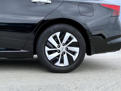 Used 2022 Nissan Altima 2.5 S FWD image 23