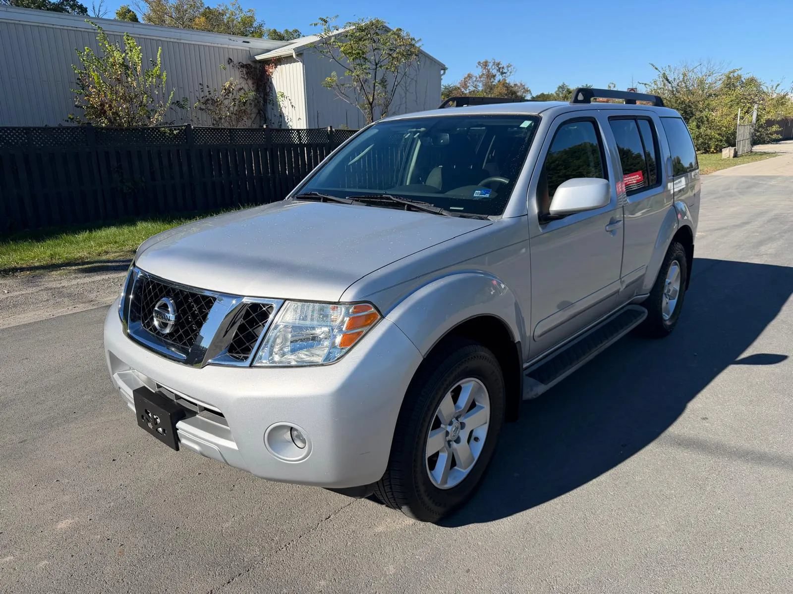 Used 2012 Nissan Pathfinder SV AWD/4WD image 1