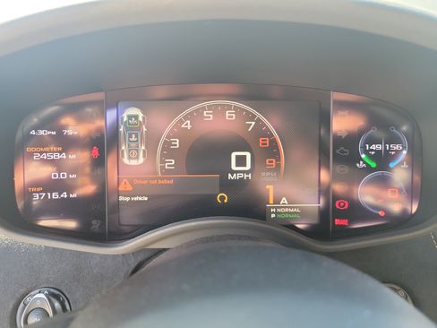 Used 2017 McLaren 570S image 17