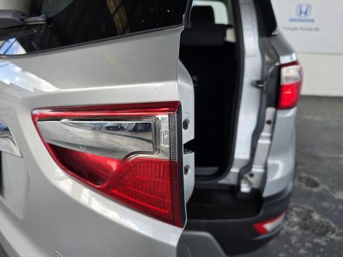 Used 2022 Ford EcoSport Titanium image 41