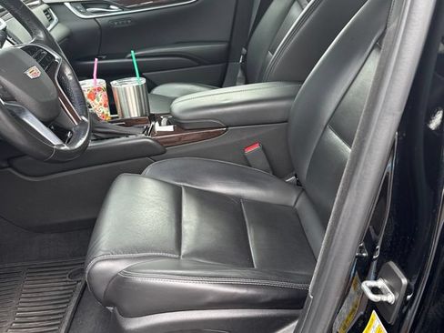 Used 2016 Cadillac XTS Luxury w/ Driver Awareness Package FWD image 4