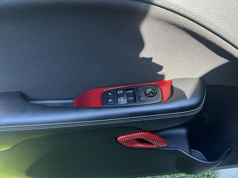 Used 2020 Dodge Challenger SRT Hellcat image 17